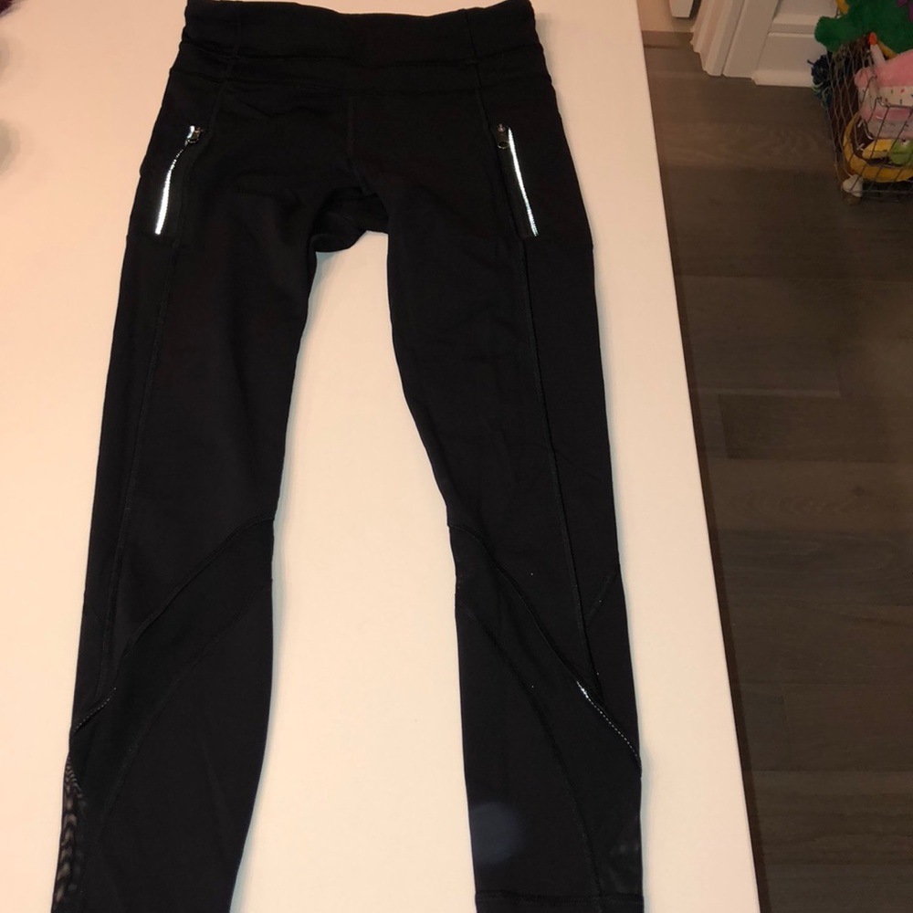Lululemon leggings size 4